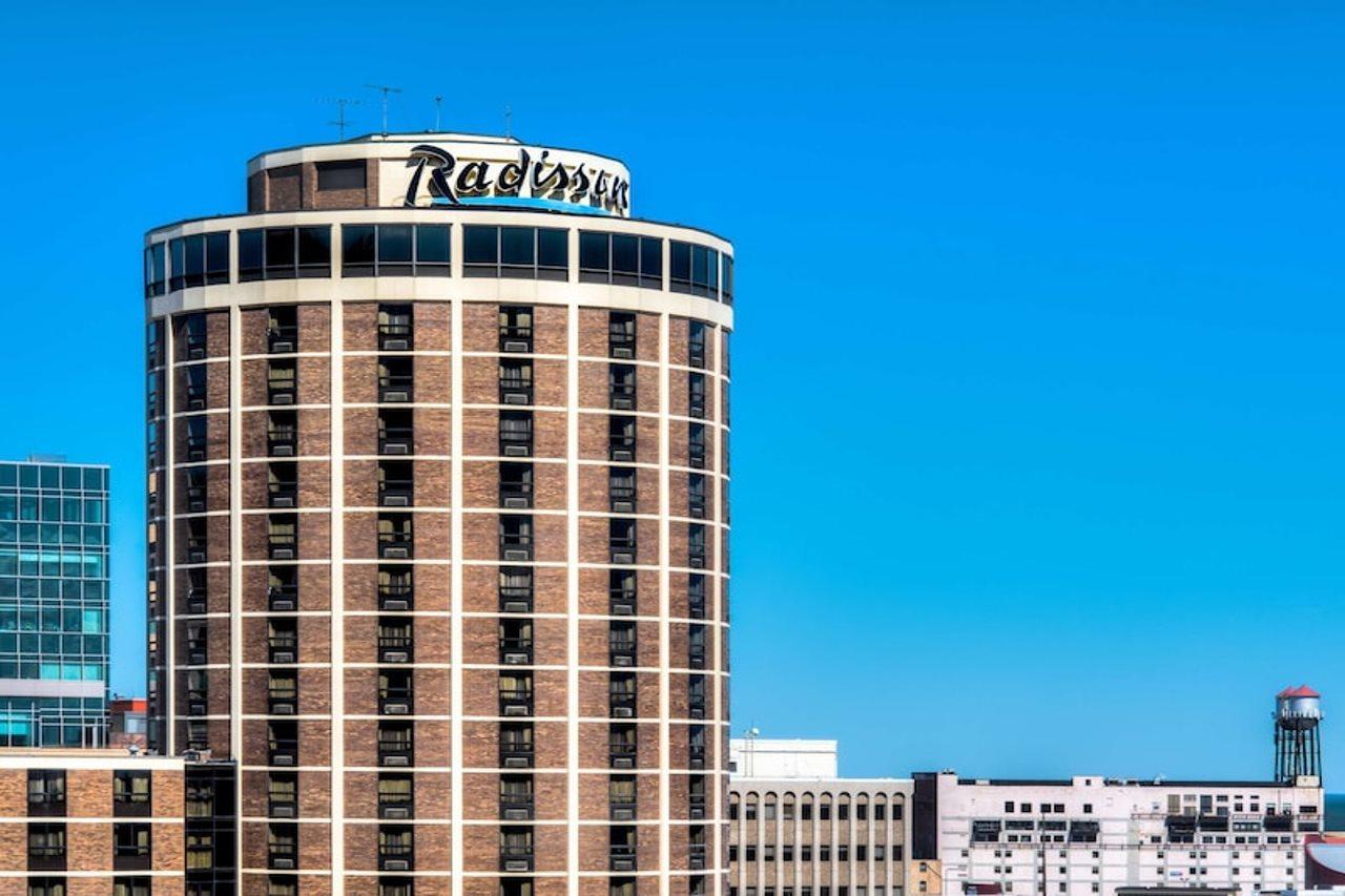 Radisson Hotel Duluth-Harborview Exterior photo